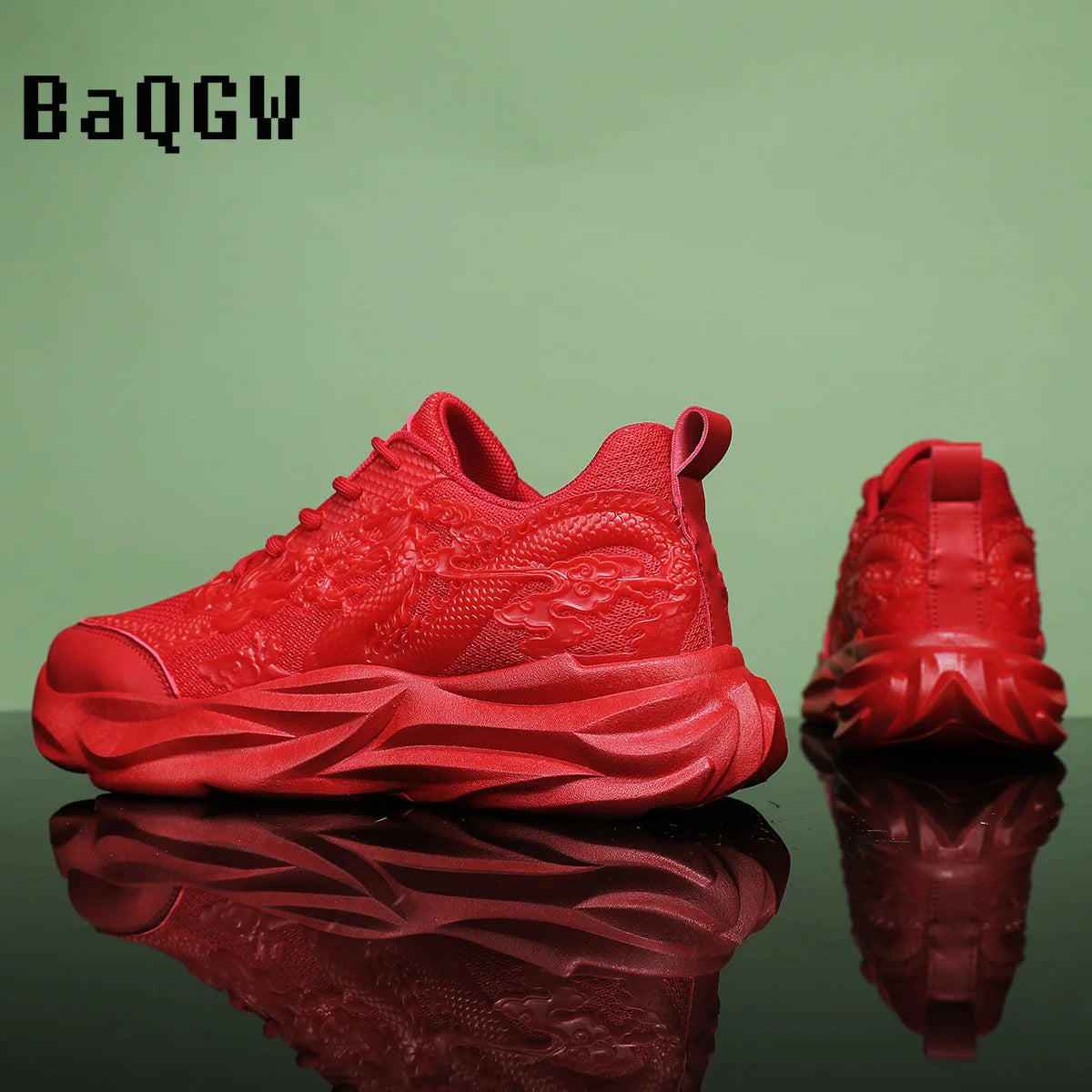 Dragon Pattern Carving Fashion Men's Sneakers